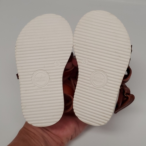 Wonder Nation brown toddler sandals - Picture 5 of 5